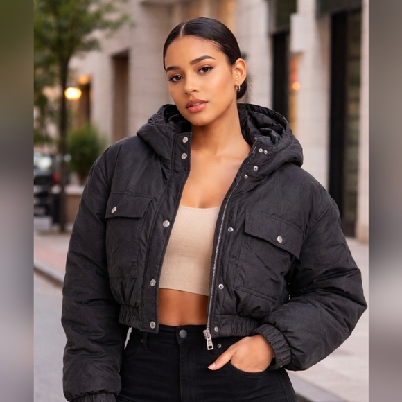 Vigoss Jackets & Blazers - Vigoss Cropped Puffer Hooded Jacket Black Size XL NWT!